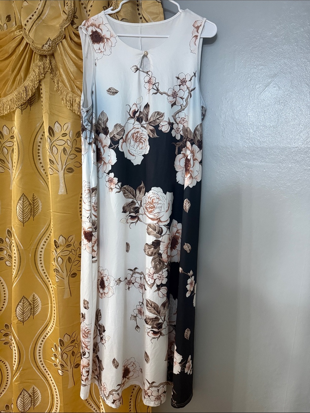 Floral Sleeveless A-Line Top - White & Brown